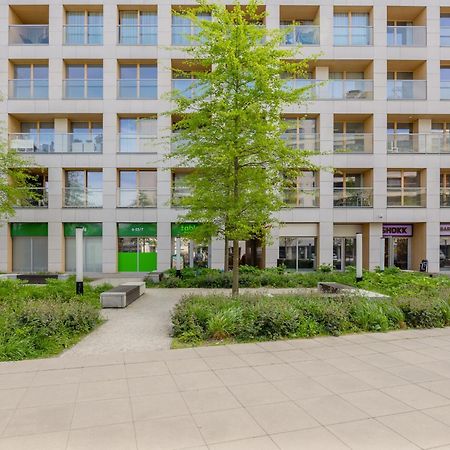 Cozy Apartments With Parking In The 19Th District By Noclegi Renters Варшава Экстерьер фото