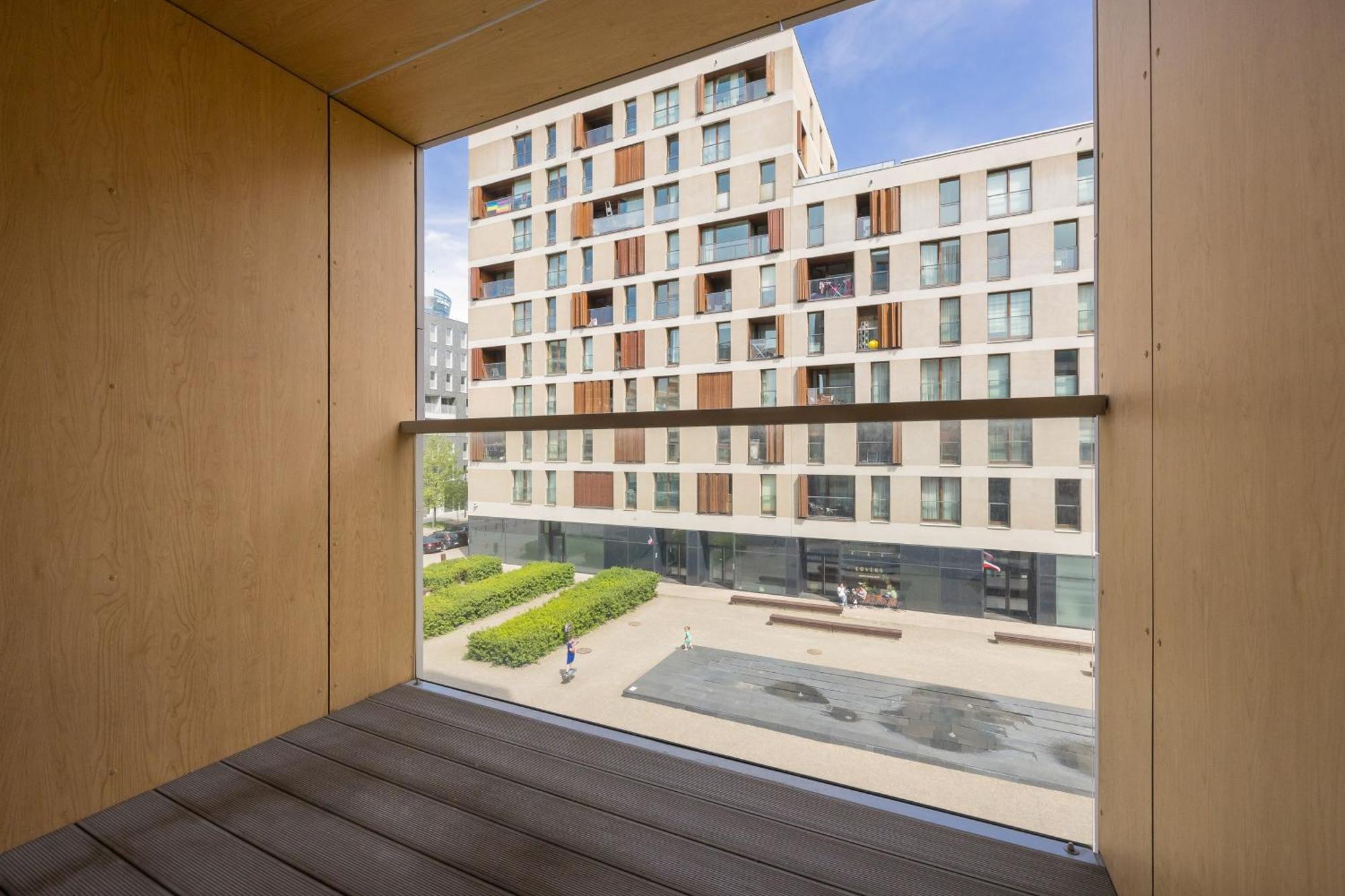 Cozy Apartments With Parking In The 19Th District By Noclegi Renters Варшава Экстерьер фото